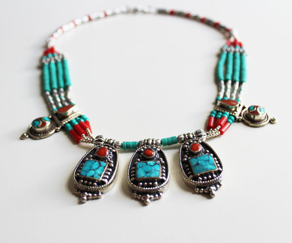 Tibetische Halskette mit Türkis