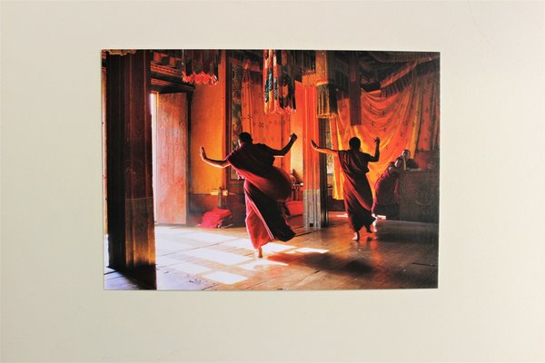 Postkarte Tanzende Mönche