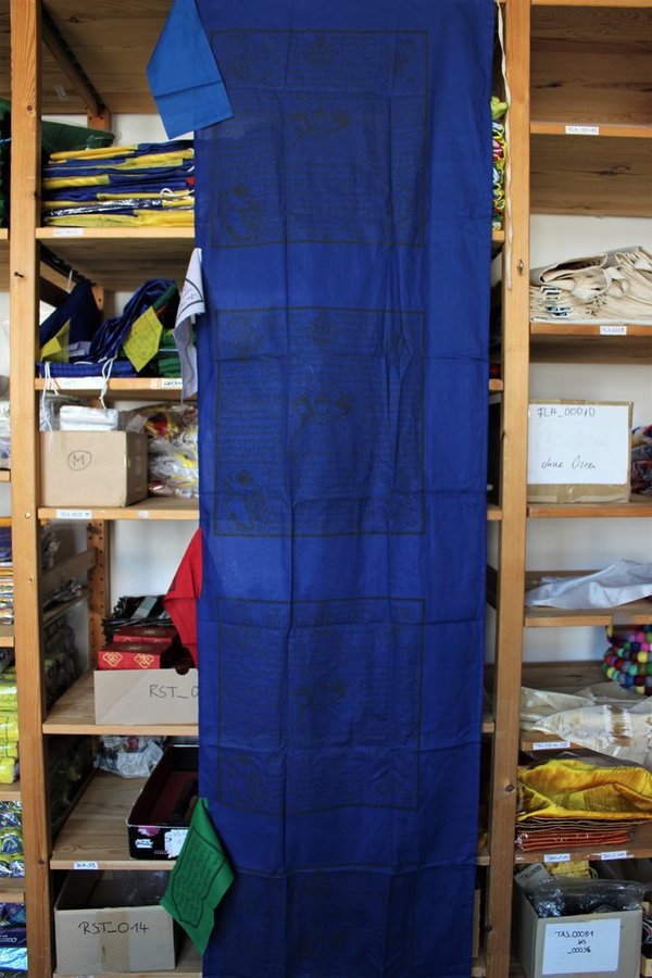 Vertikale Gebetsfahne blau aus 100% Baumwolle